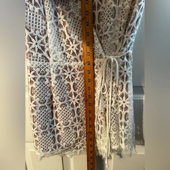 4SI3NNA Revolve Anthro Nude Illusion Ivory Lace Wrap Romper MED Zip Back Boho - Picture 12 of 13